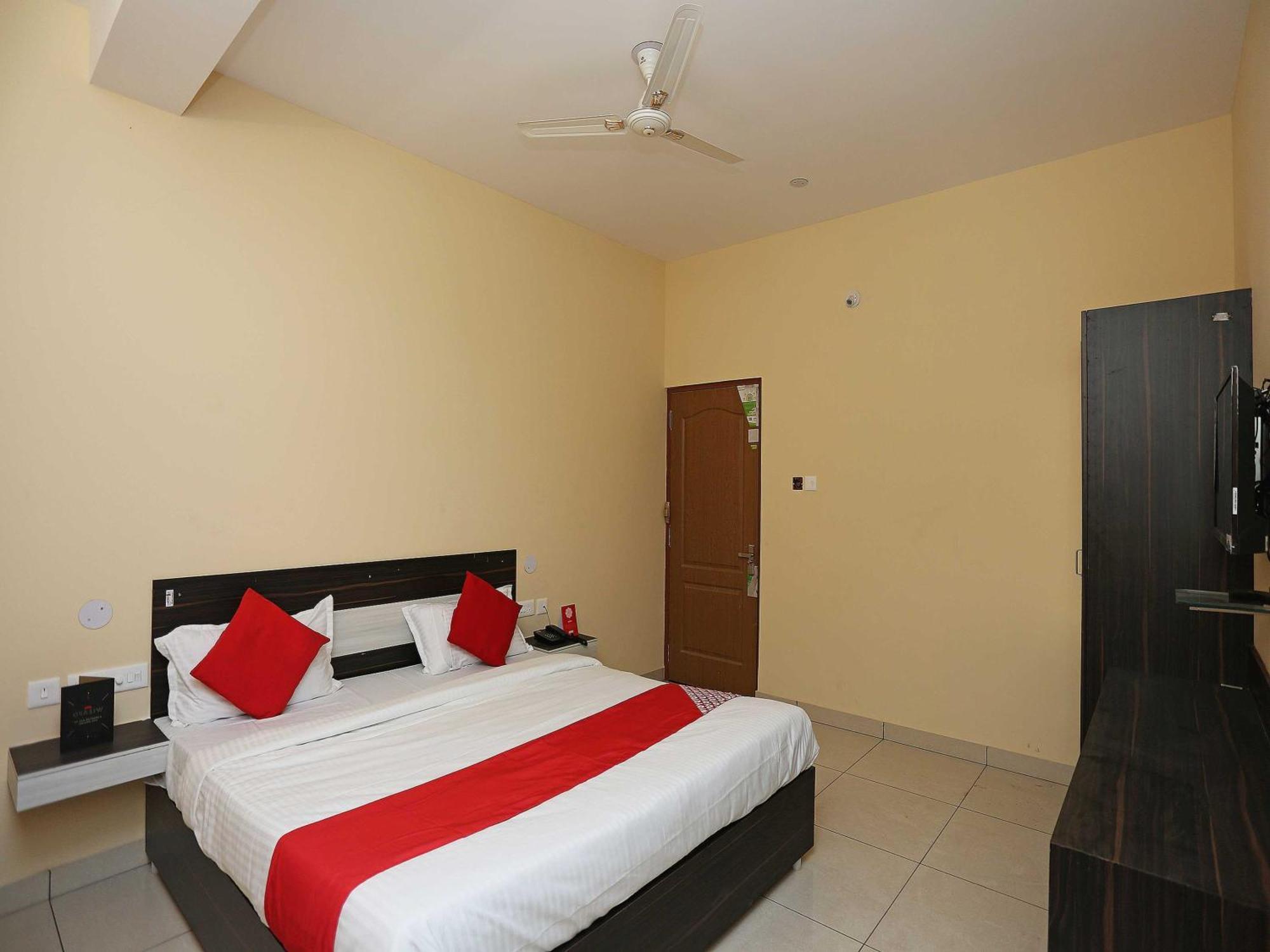 Hotel O Blue Bell Bhubaneswar Exterior photo